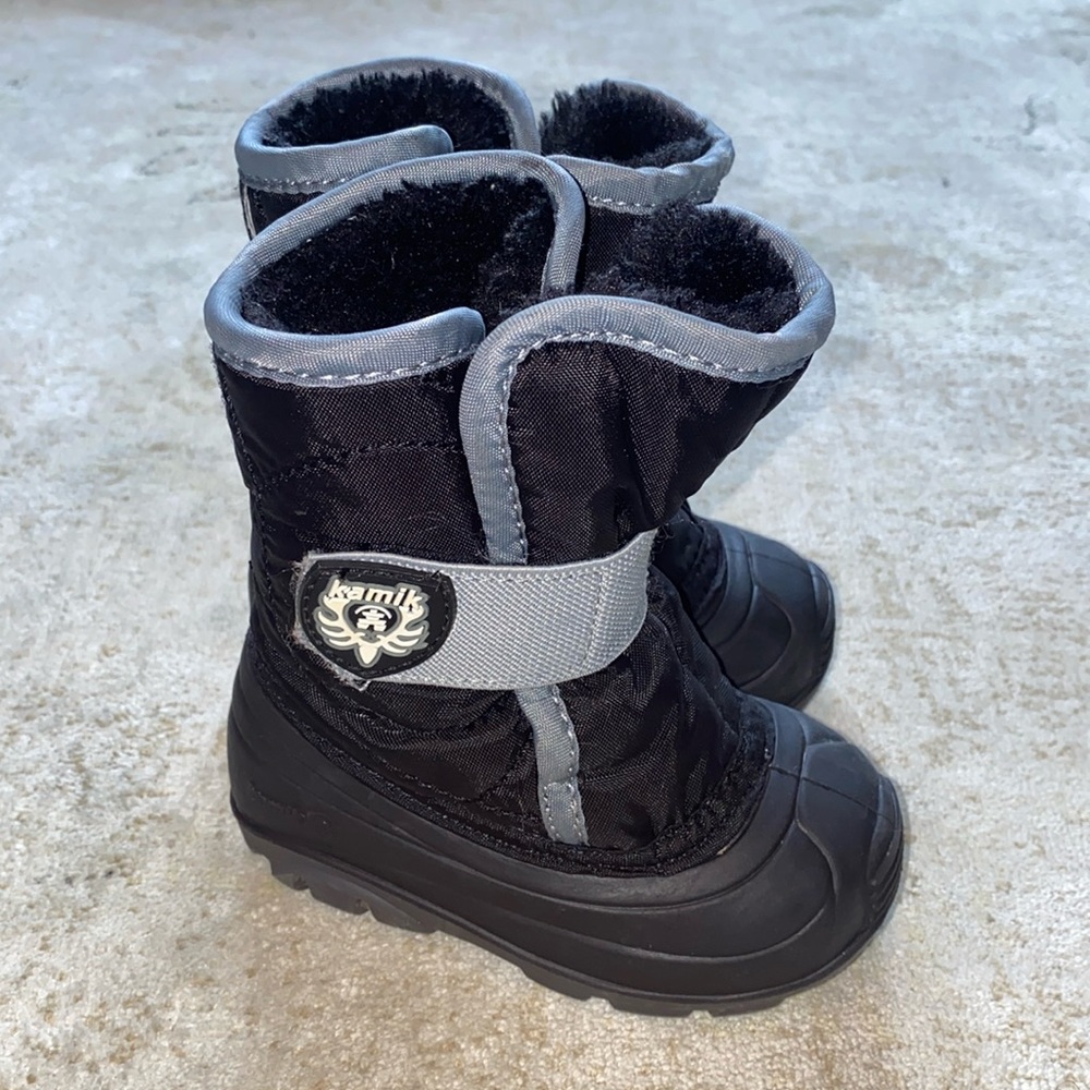 Kamik Kids Black and Gray Snow Boots